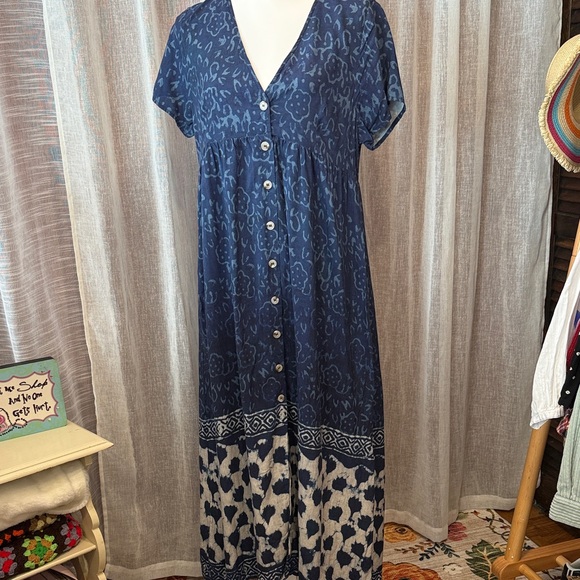 NATURAL LIFE Dresses & Skirts - NATURAL LIFE Blue Patterned Maxi Dress